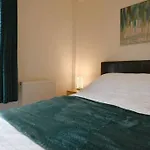 4 Bed Town House \'Reading Town Centre\'